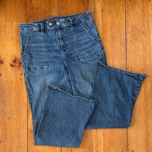 AMERICAN EAGLE OUTFITTERS NEXT LEVEL STRETCH FLARE JEANS SIZE 16